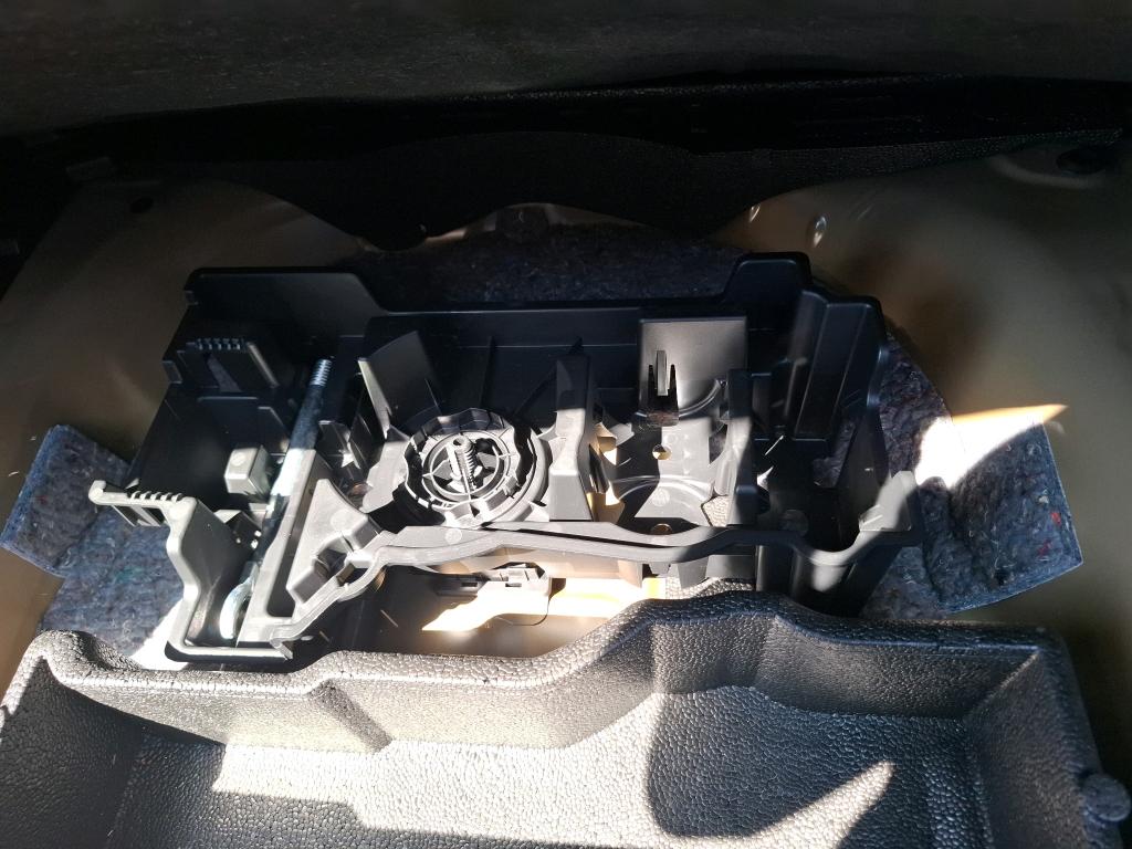 Peugeot 2008 Hybrid 145 ch e-DCS6 GT 2025