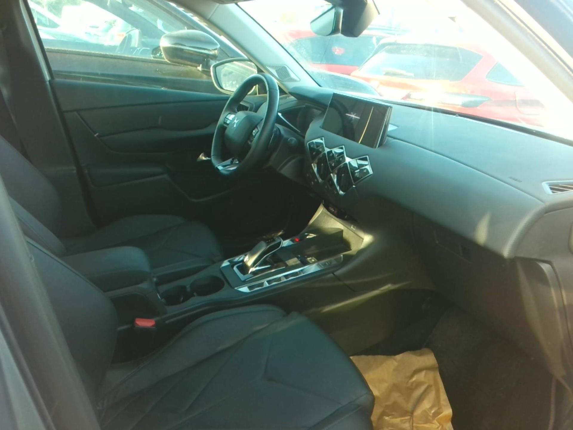 DS DS3 Crossback PureTech 130 EAT8 Rivoli 2023