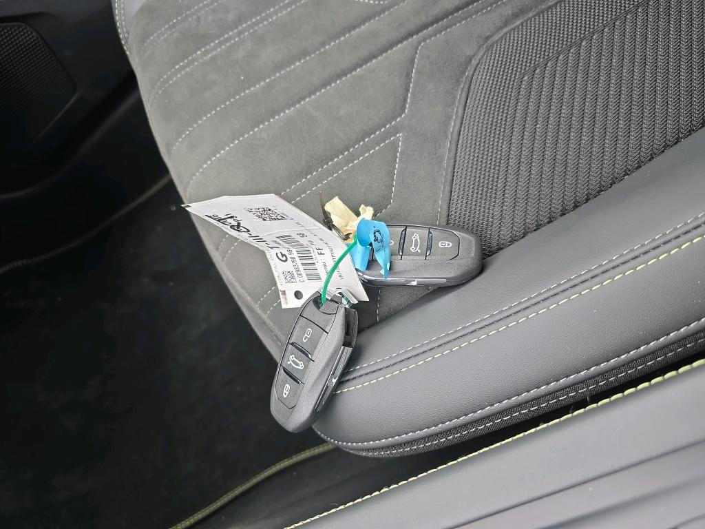 Peugeot 308 PHEV 225 e-EAT8 GT 2024