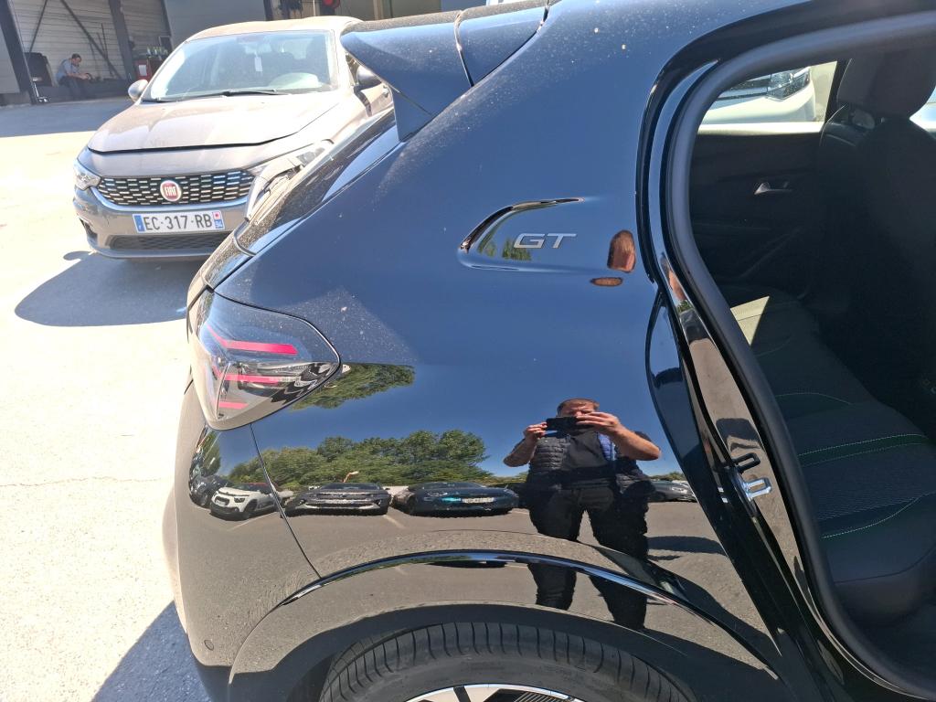 Peugeot 208 Hybrid 145 ch e-DCS6 GT 2025