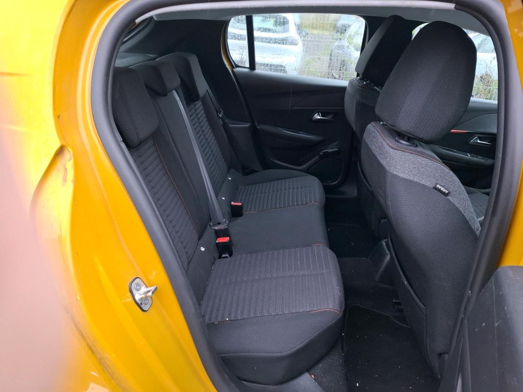 Peugeot 208 BlueHDi 100 S&S BVM6 Active 2021