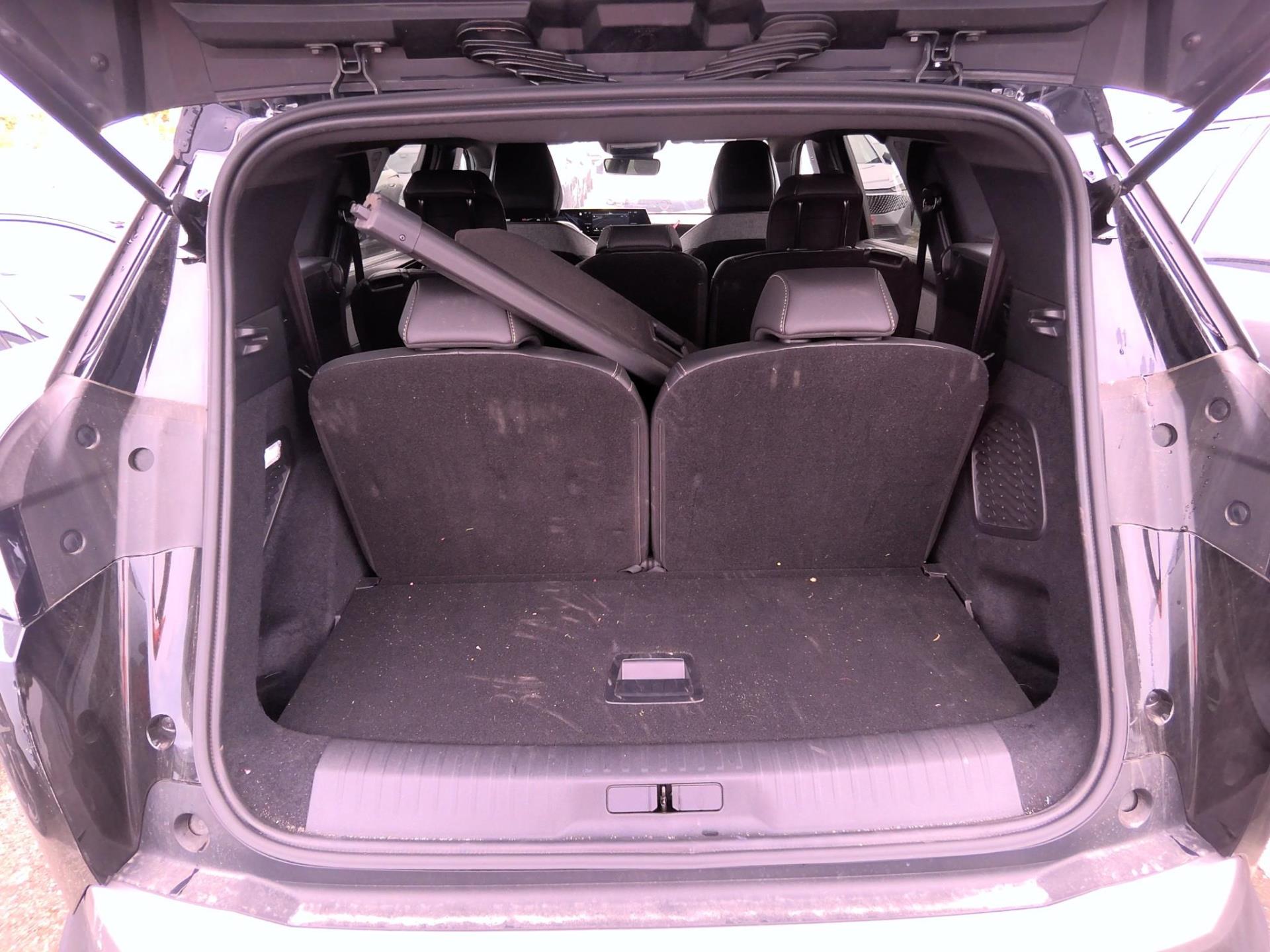 Peugeot 5008 Hybrid 145 ch e-DCS6 Allure 2025