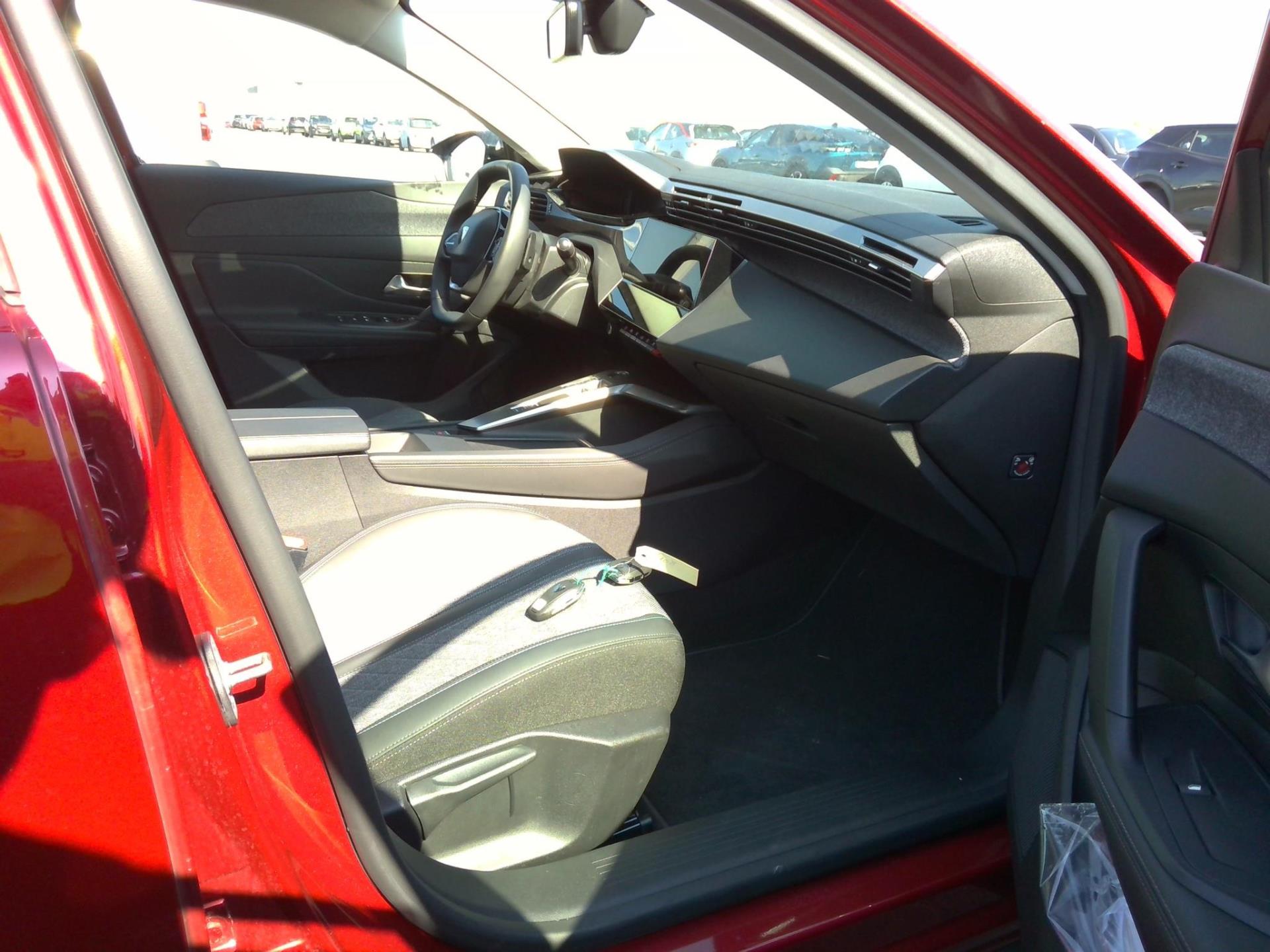 Peugeot 408 PHEV 225 e-EAT8 Allure Pack 2022