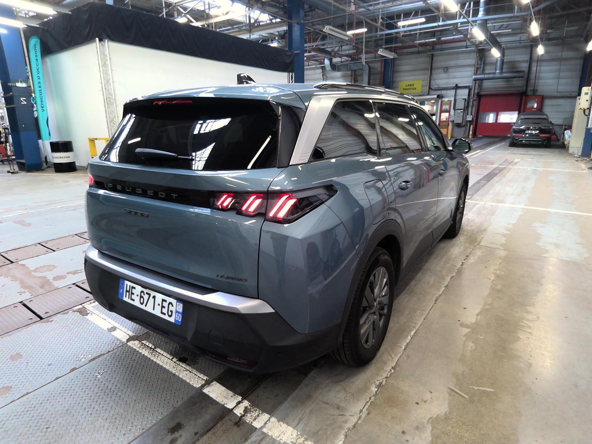 Peugeot 5008 Hybrid 145 ch e-DCS6 Allure 2025