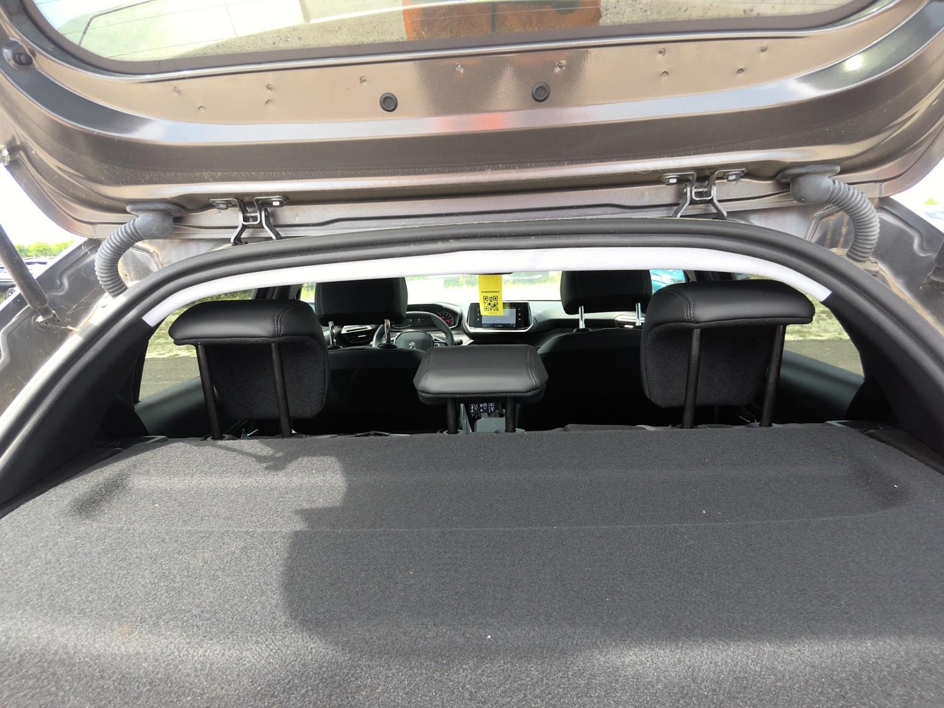 Peugeot 208 BlueHDi 100 S&S BVM6 Allure 2023