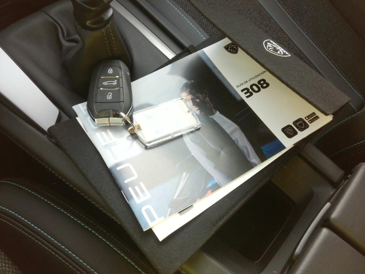 Foto Peugeot 308 8