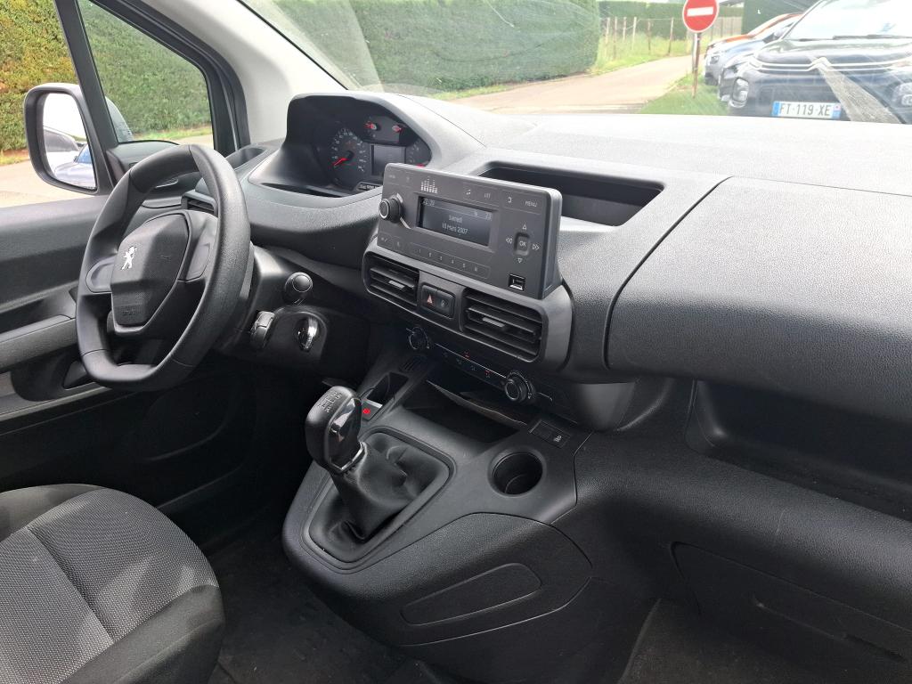 Peugeot PARTNER FOURGON STANDARD 650 KG BLUEHDI 75 BVM5 PREMIUM 2019