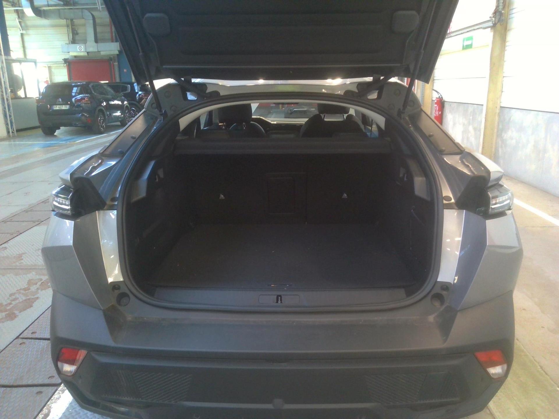 Peugeot 408 PHEV 180 e-EAT8 Allure 2024