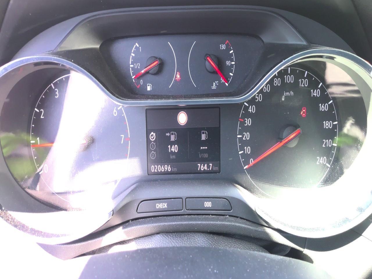 Foto Opel CrossLand 10
