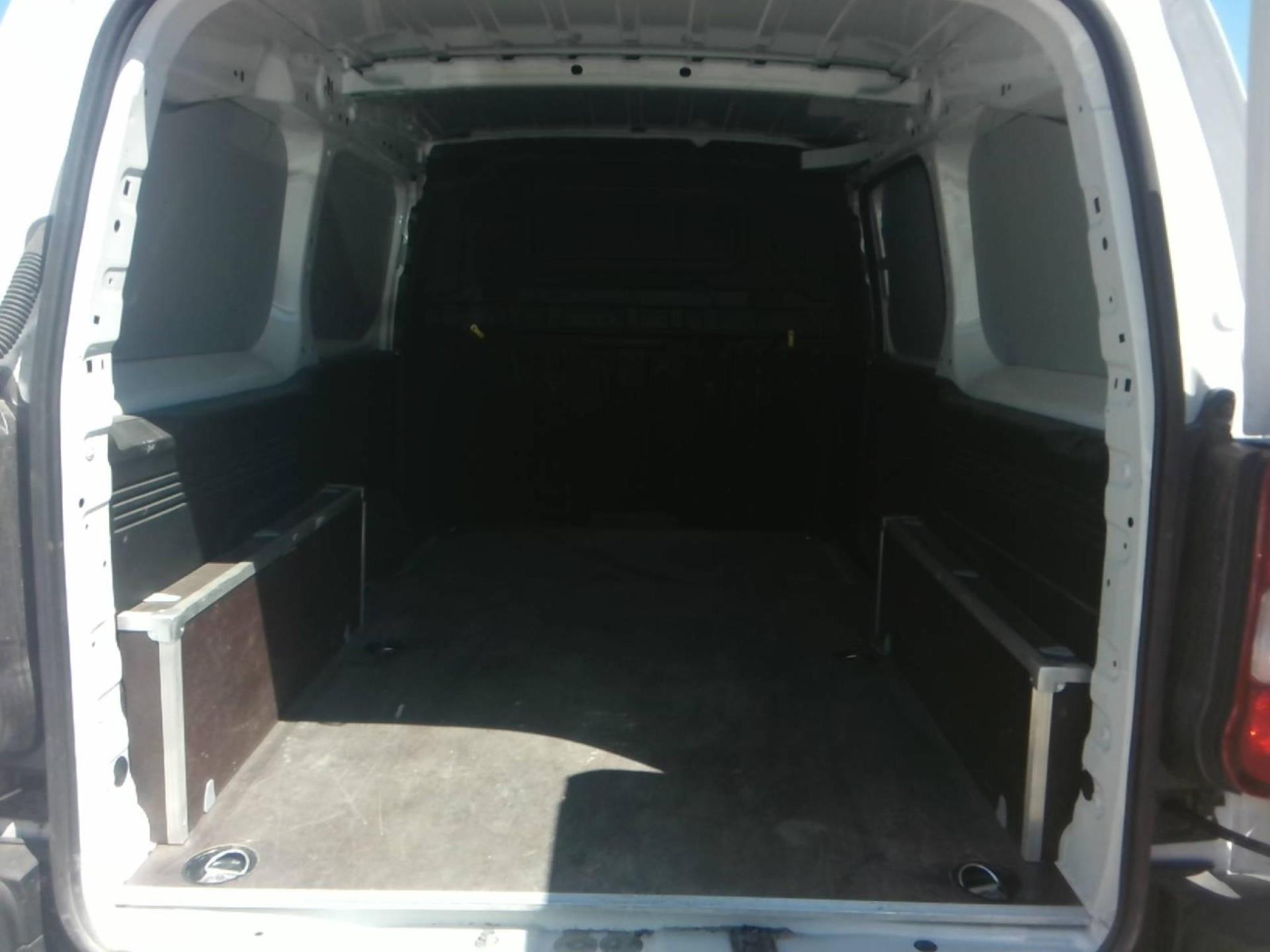 Citroen BERLINGO VAN TAILLE XL 950KG BLUEHDI 100 S&S BVM6  2024