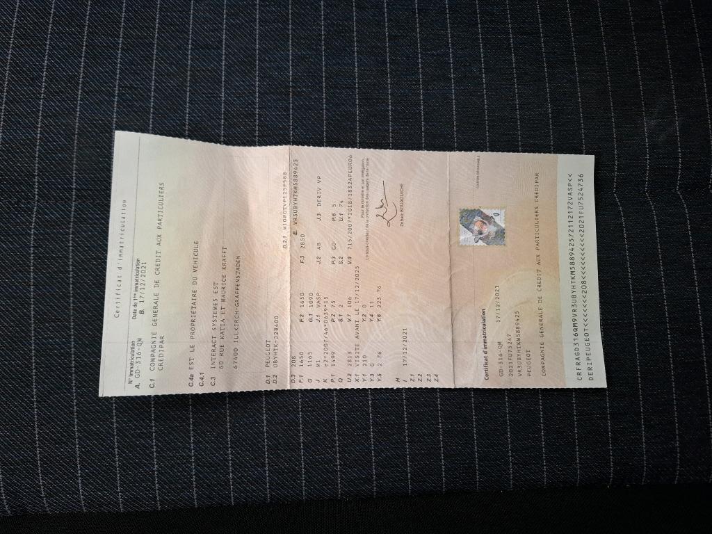 Peugeot 208 BLUEHDI 100 S&S BVM6 PREMIUM 2021