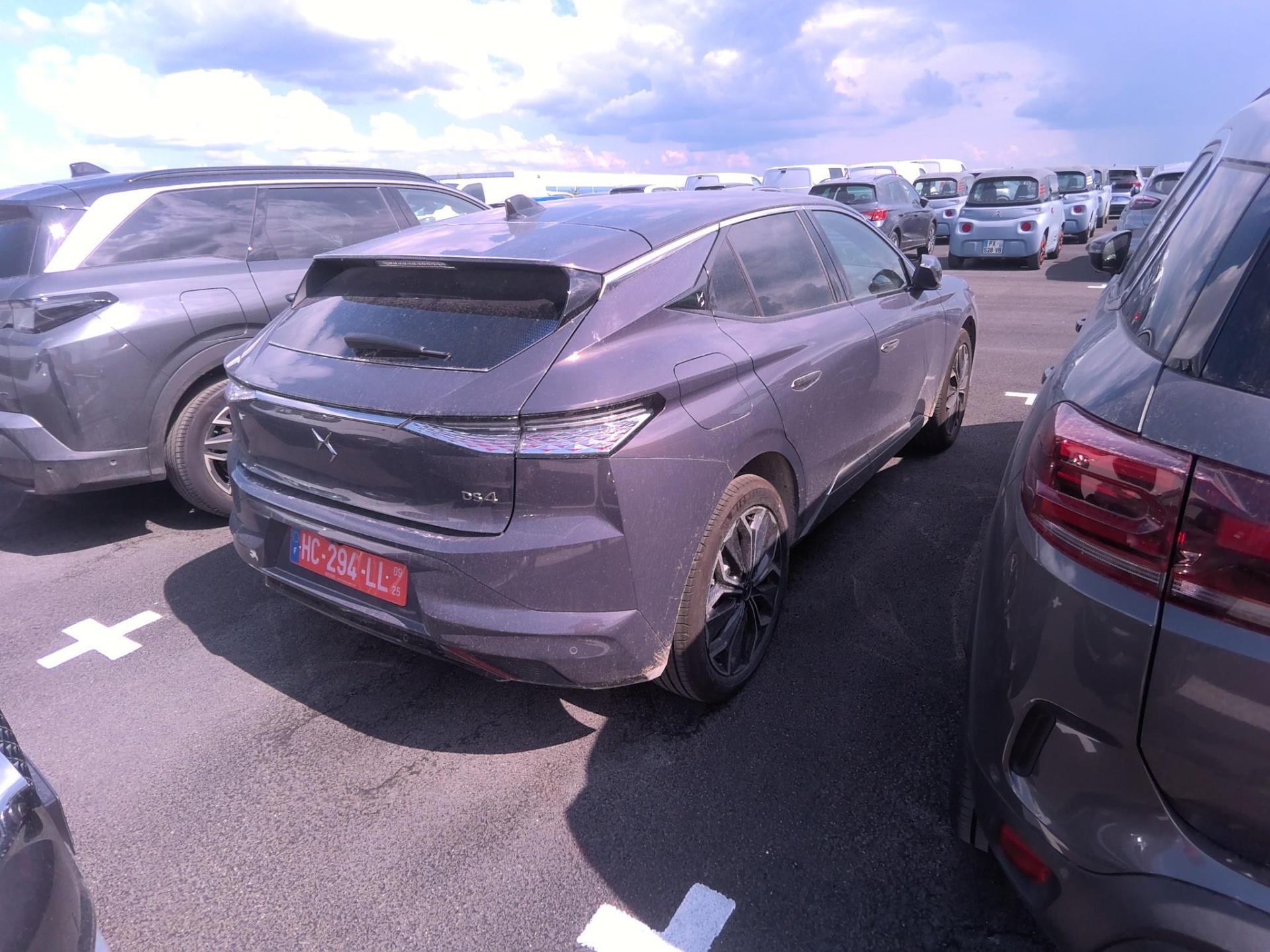 DS DS 4 BlueHDi 130 EAT8 Etoile - Cuir Nappa 2025