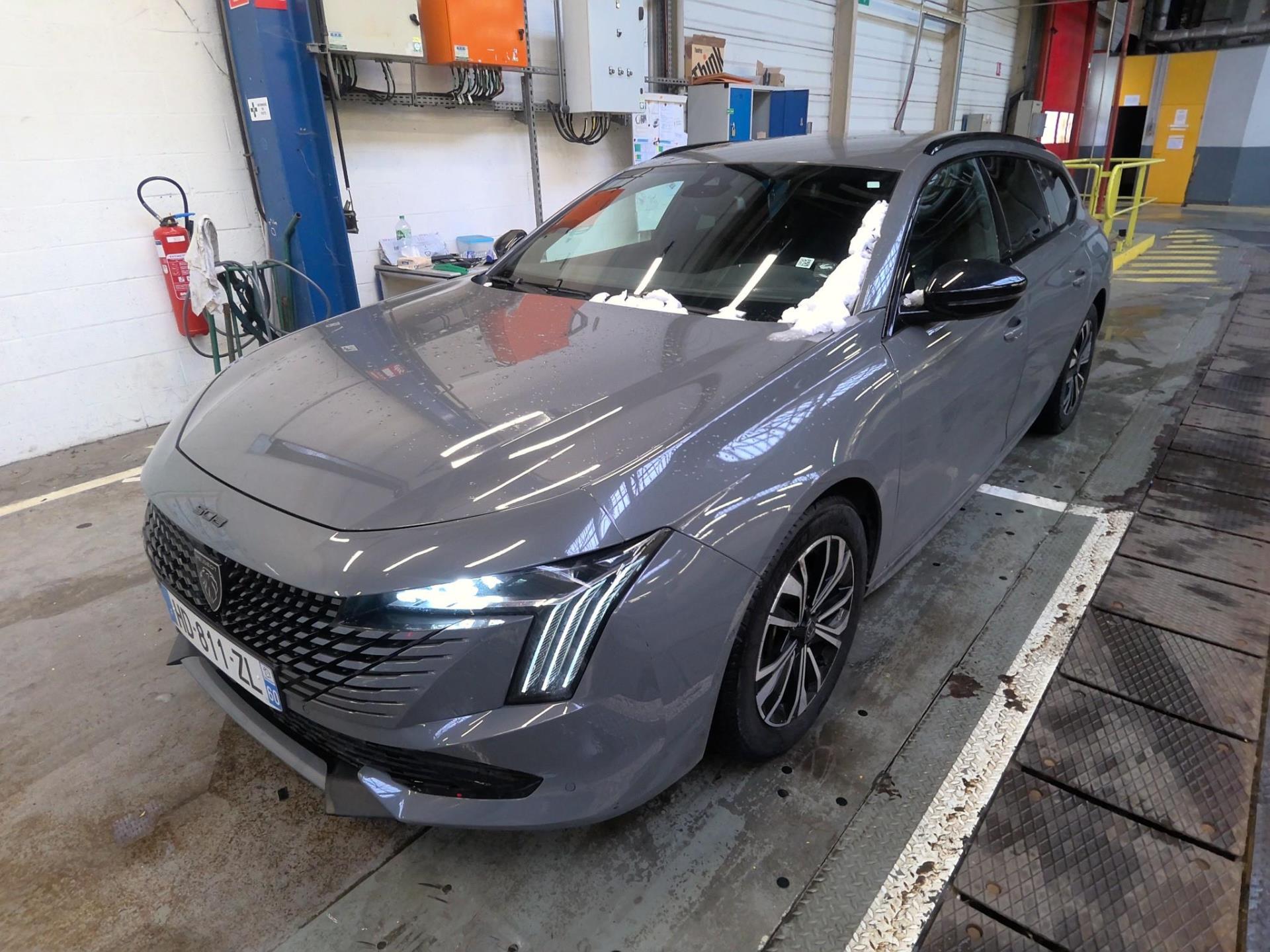 Peugeot 508 SW Hybrid 180 e-EAT8 Allure 2025