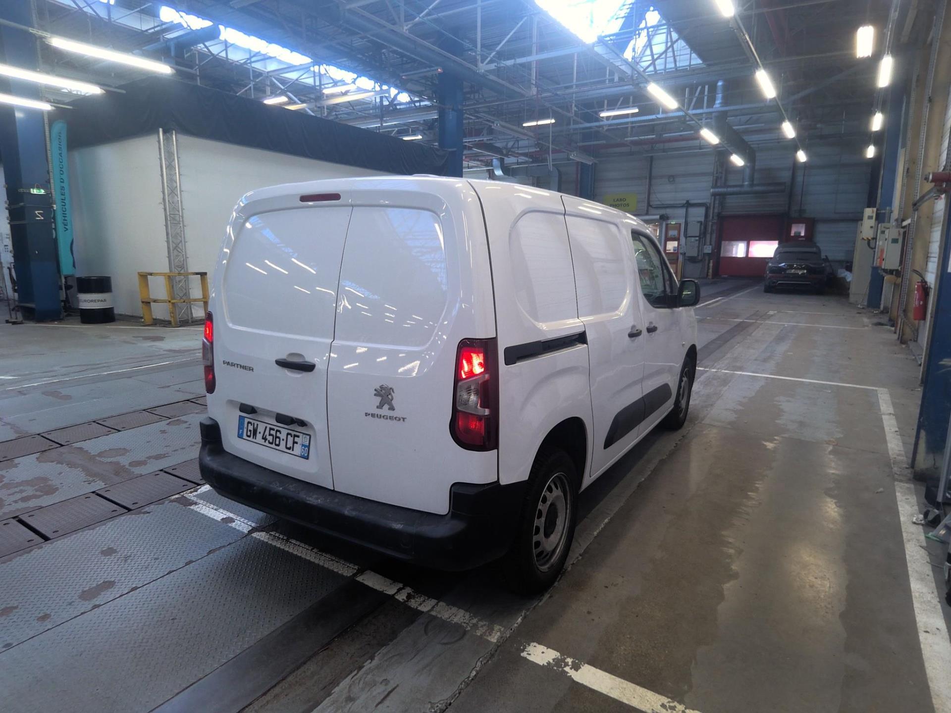 Peugeot PARTNER FOURGON M 1000 KG BLUEHDI 130 S&S EAT8 2024