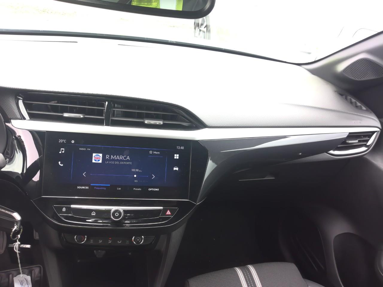 Foto Opel Corsa 14