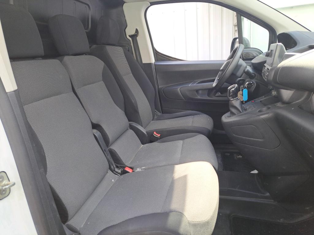 Peugeot PARTNER FOURGON STANDARD 650 KG BLUEHDI 100 S&S BVM5 PREMIUM 2019