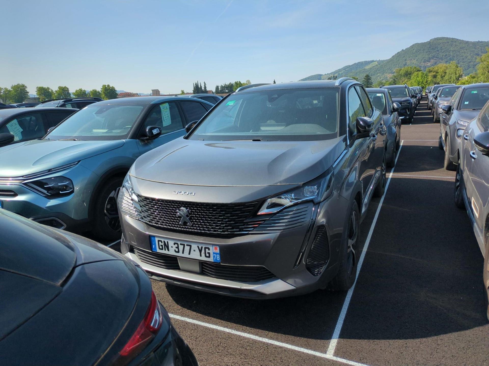 NV 3008 SUV