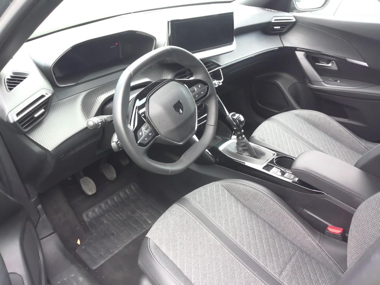 Foto Peugeot 2008 7