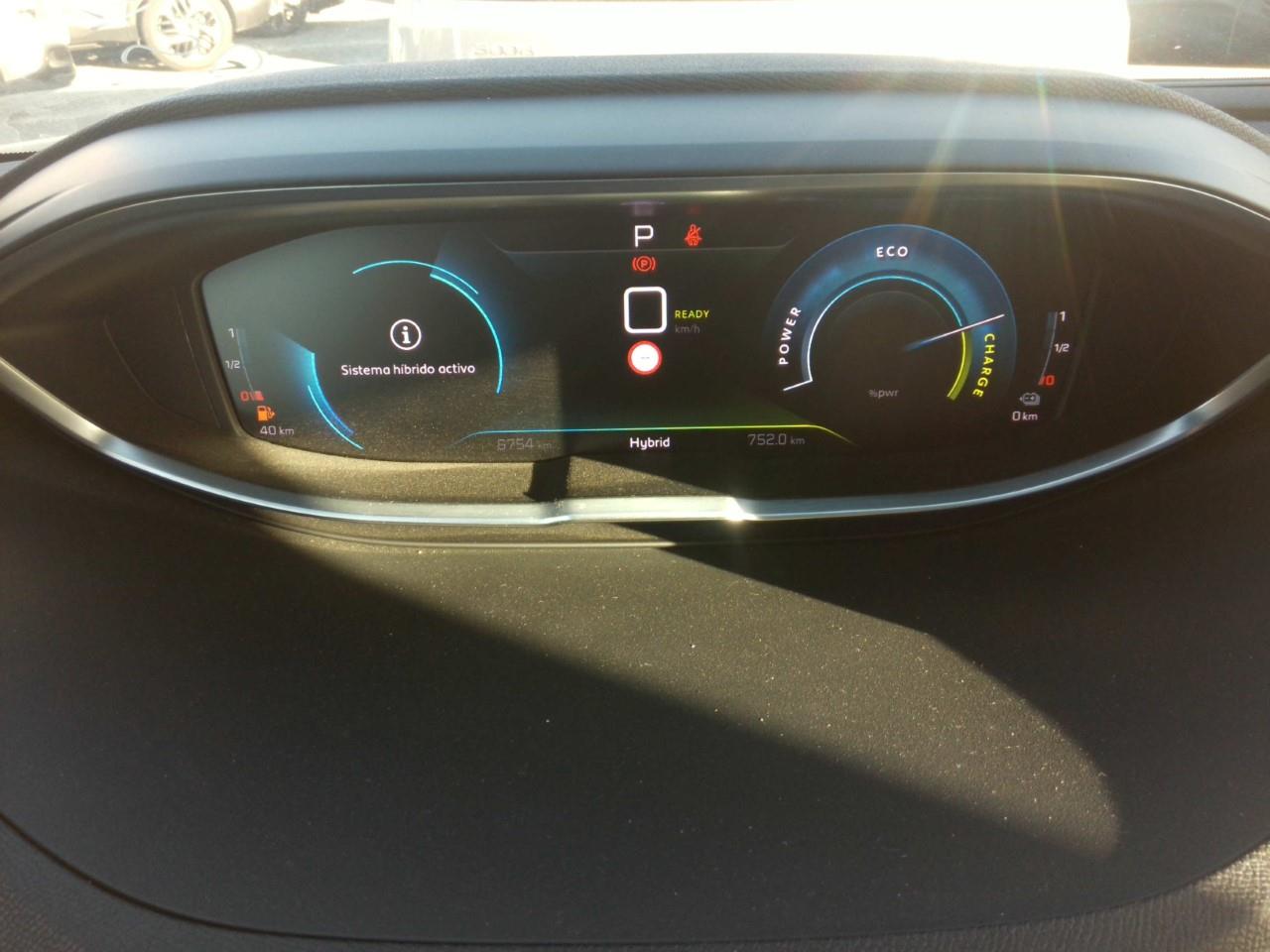 Foto Peugeot 3008 Plug-in Hybrid 5