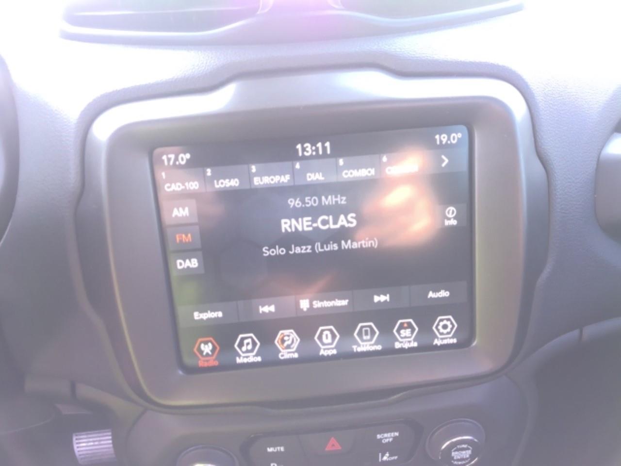 Foto Jeep Renegade 17