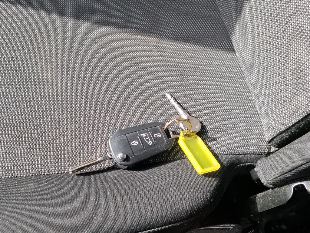 Citroen BERLINGO CA XL BLUEHDI 100 S&S BVM5 CONTROL 2020