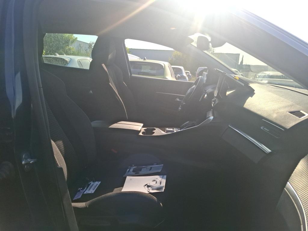 Peugeot 3008 BlueHDi 130ch S&S EAT8 Active Pack 2021