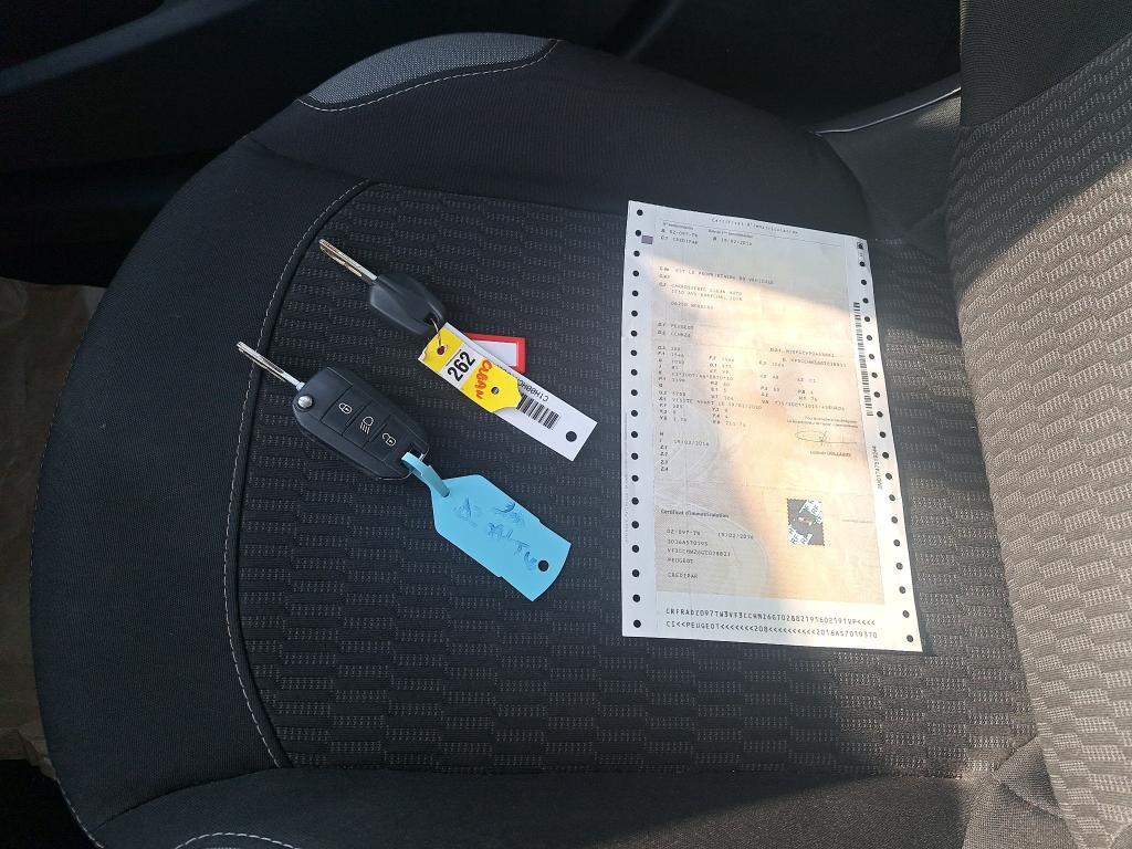 Peugeot 208 1.2 PureTech 82ch BVM5 Active 2016