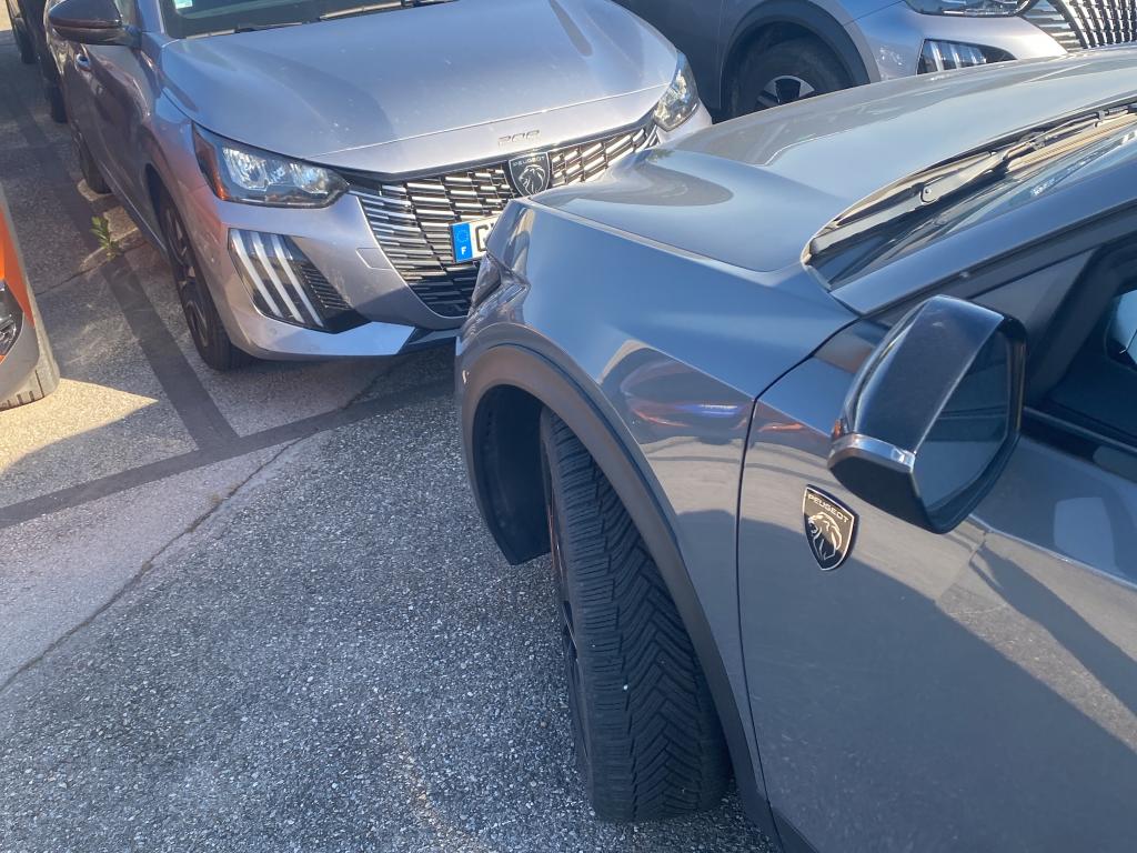 Peugeot 408 PHEV 225 e-EAT8 GT 2023
