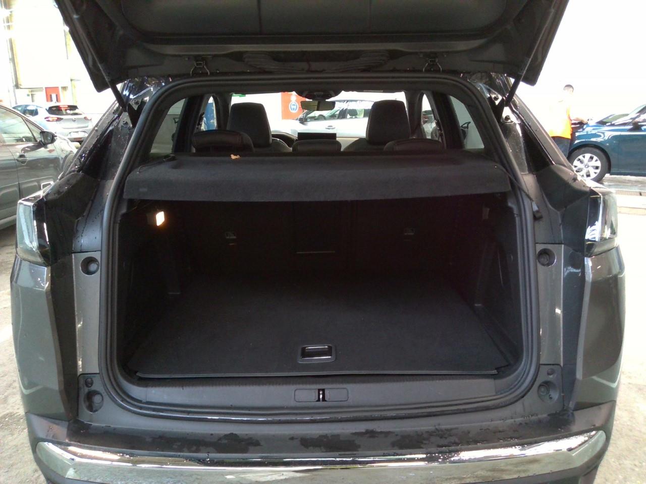 Peugeot 3008 Hybrid4 300 e-EAT8 GT 2021