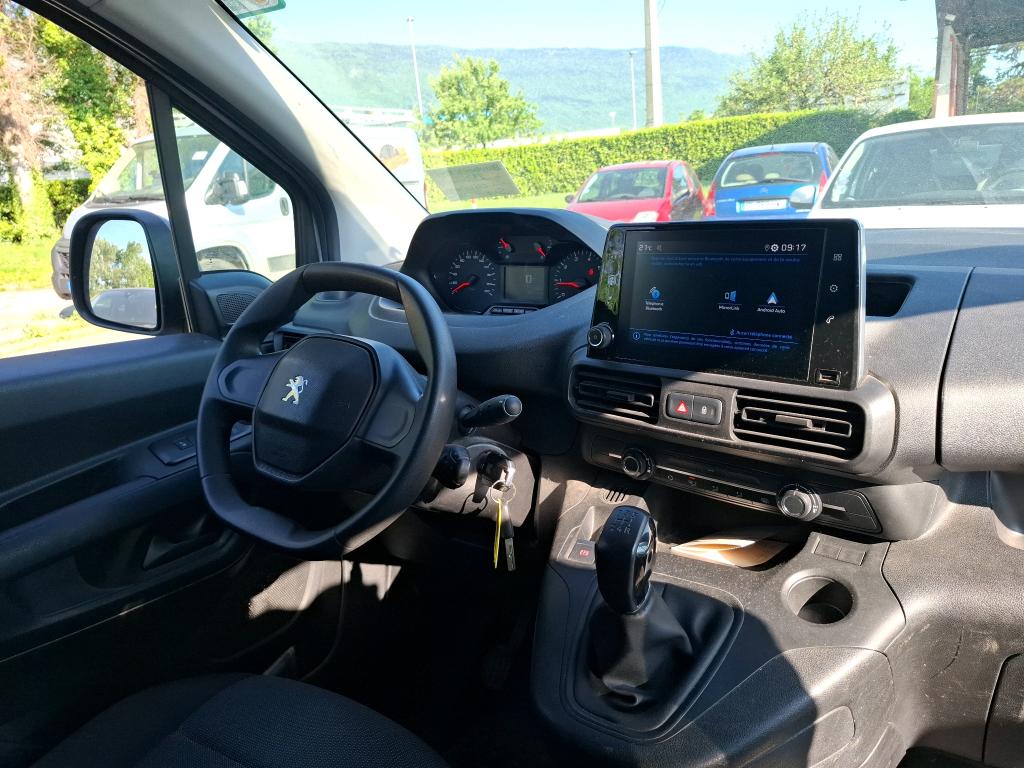 Peugeot PARTNER FOURGON STANDARD 650 KG BLUEHDI 100 S&S BVM5 PREMIUM 2020