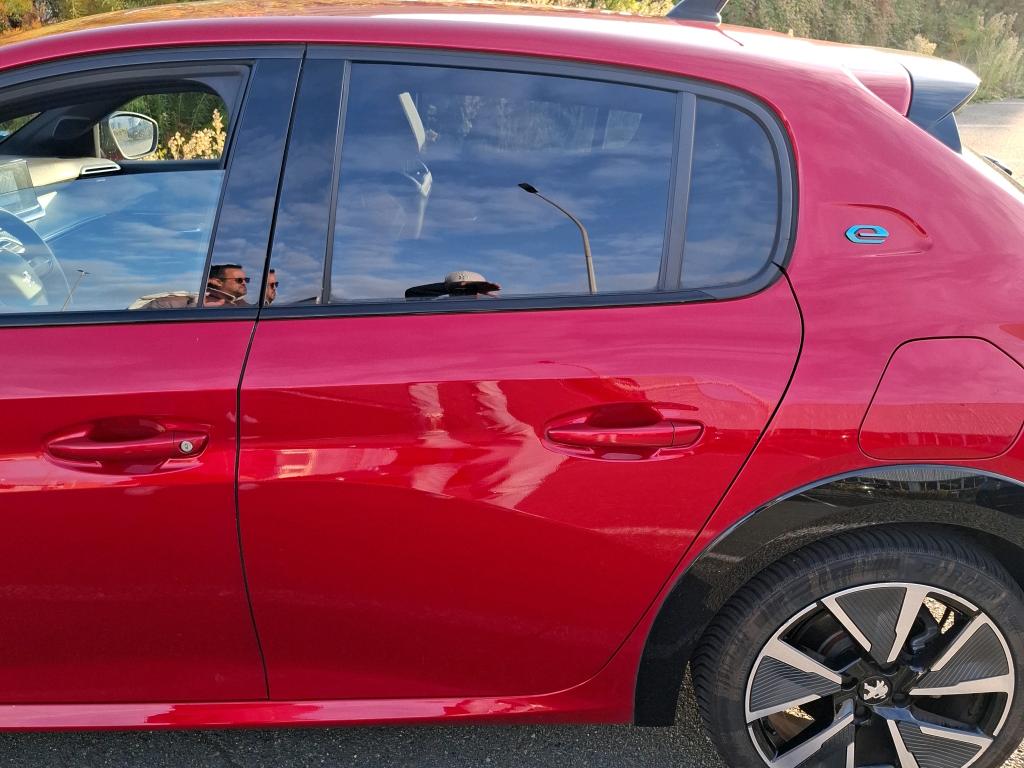 Peugeot 208 Electrique 50 kWh 136ch GT 2022