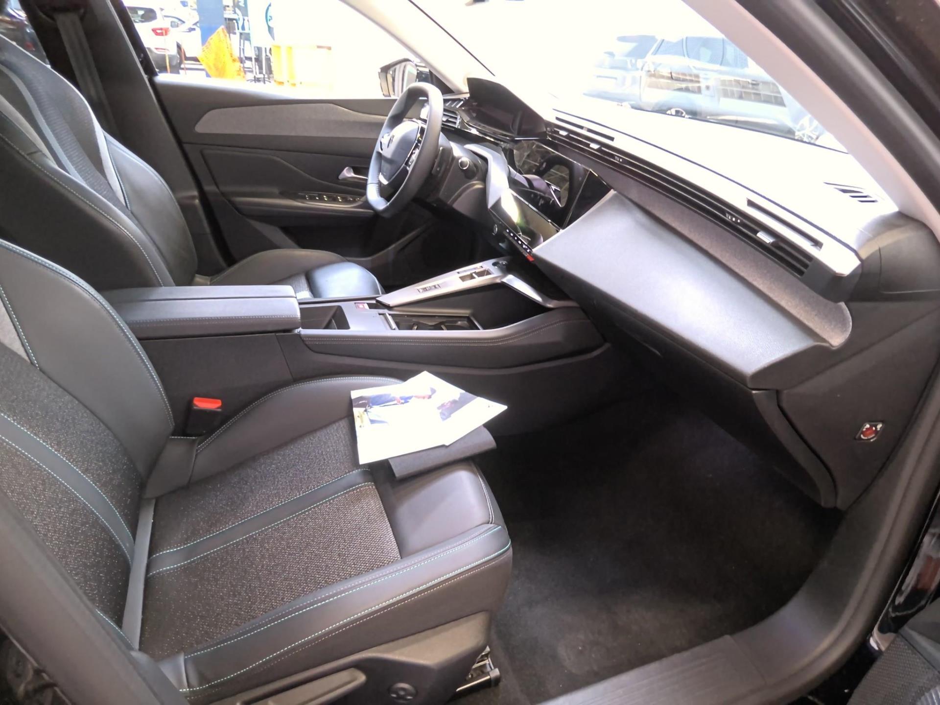 Peugeot 308 SW PHEV 180 e-EAT8 Allure 2024