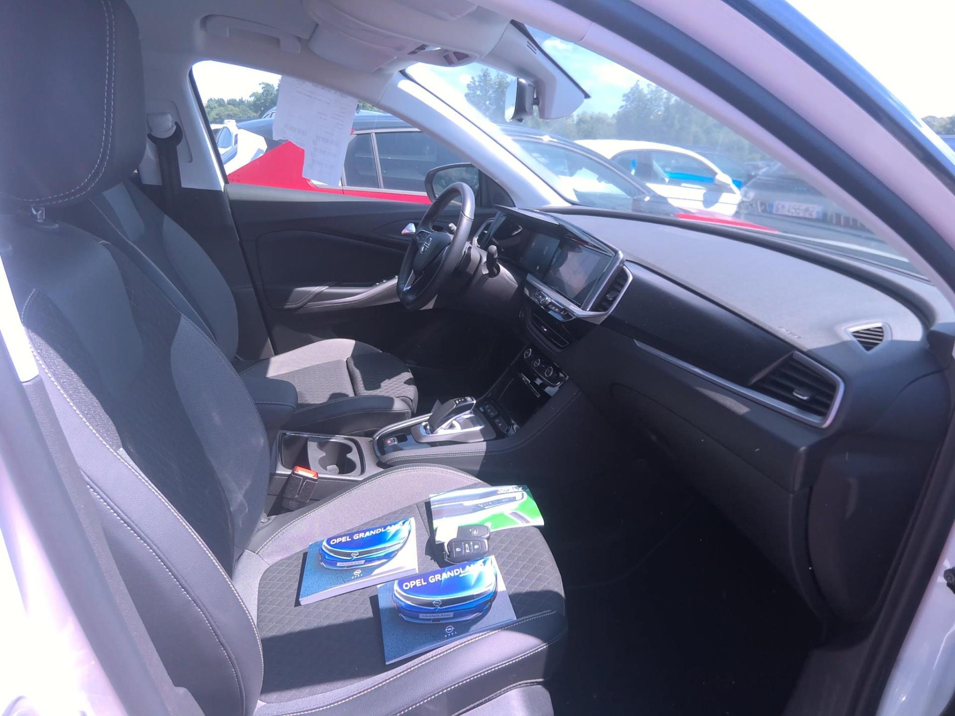 Opel Grandland X Hybrid4 300 ch AWD BVA8 Elegance Business 2022