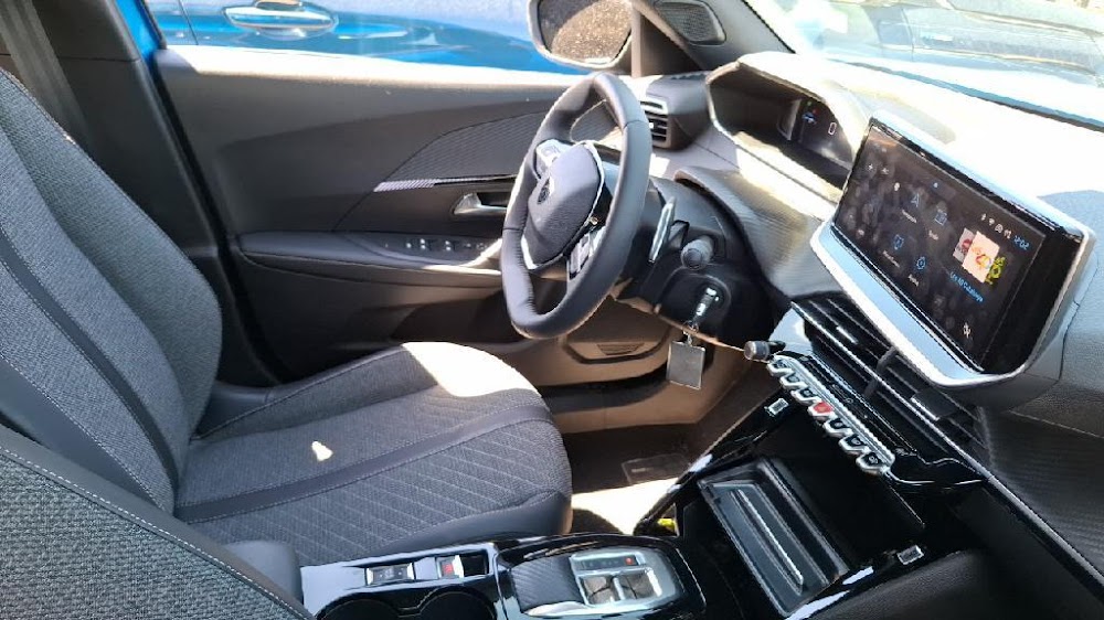 Foto Peugeot 2008 14