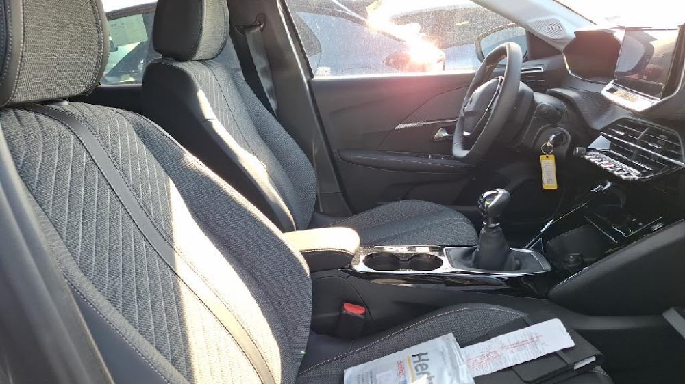 Foto Peugeot 208 18