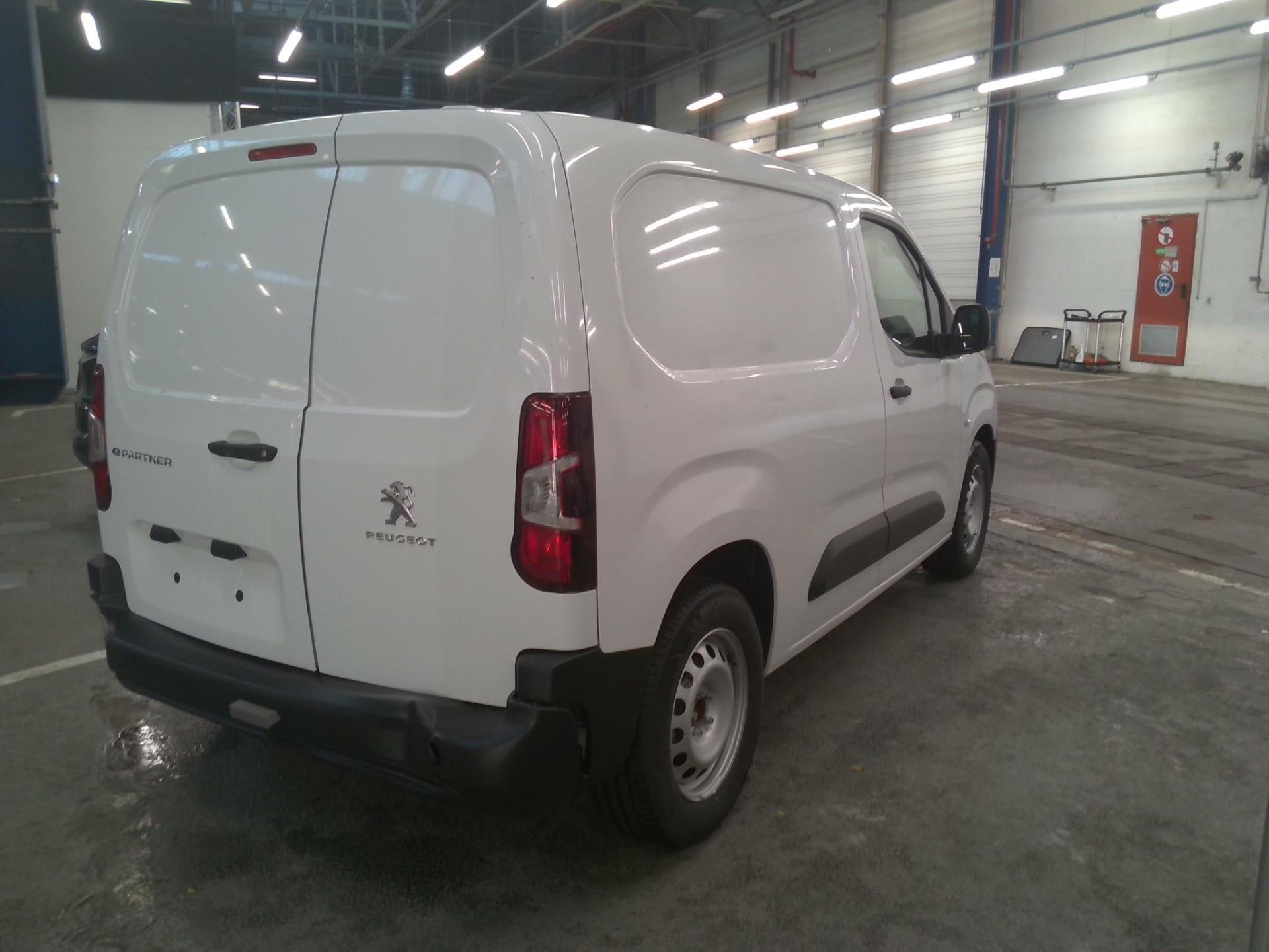 Peugeot E-PARTNER FOURGON M 800 KG 136 CH BATTERIE 50 KWH  2023