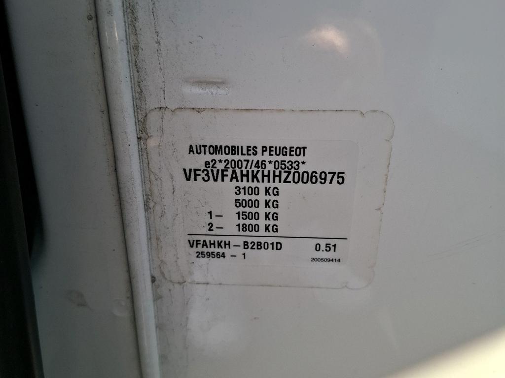Peugeot EXPERT FGN TOLE STANDARD BLUEHDI 120 S&S BVM6 PREMIUM PACK 2017
