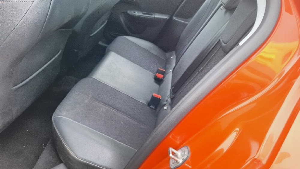 Foto Opel Corsa 14