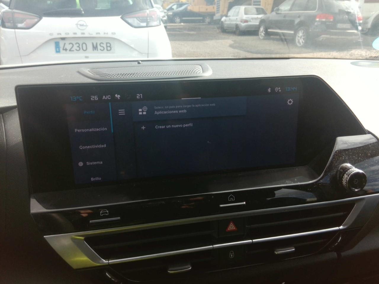 Foto Citroën C4 X 13