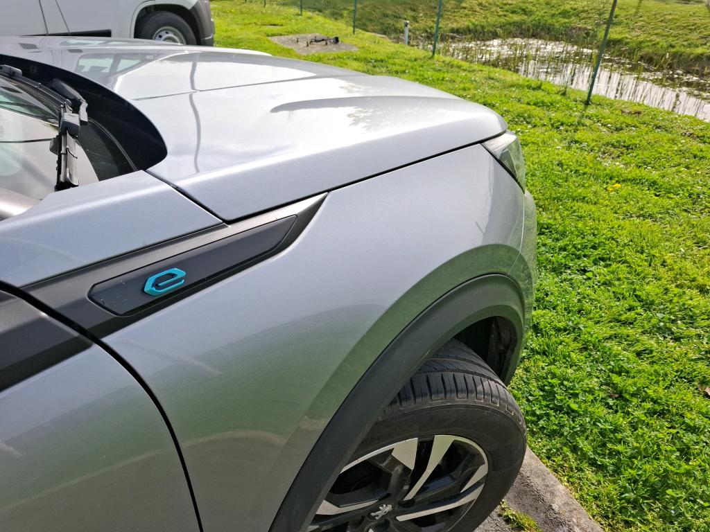 Peugeot 2008 Electrique 136 ch GT 2022