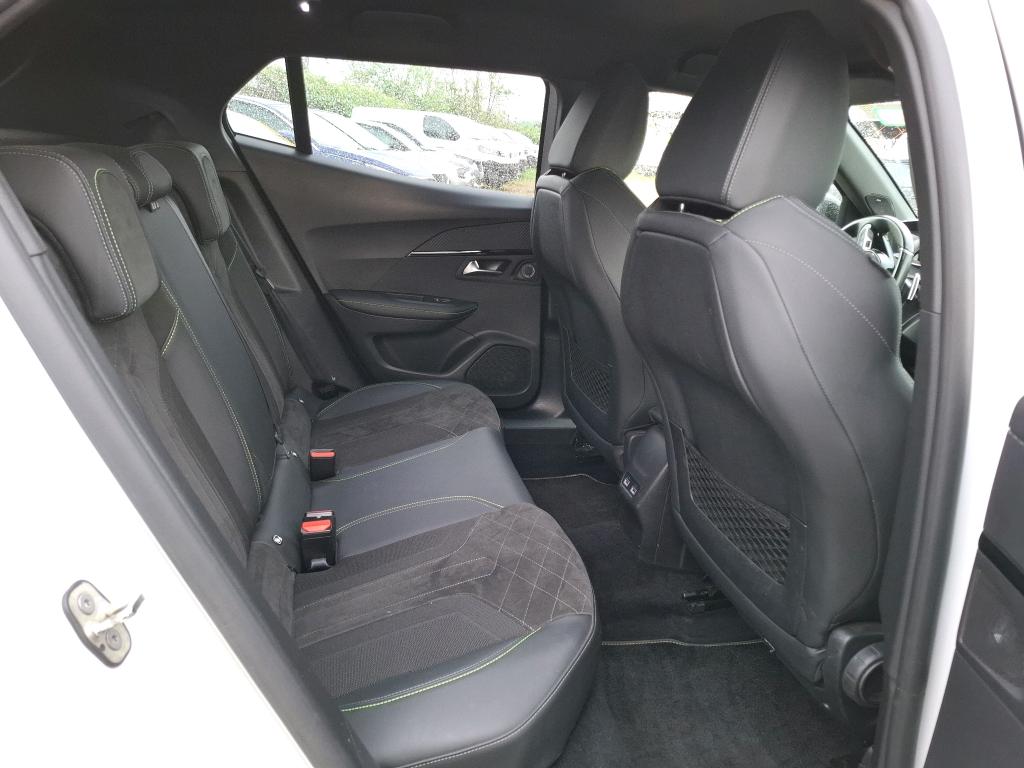 Peugeot 2008 II 