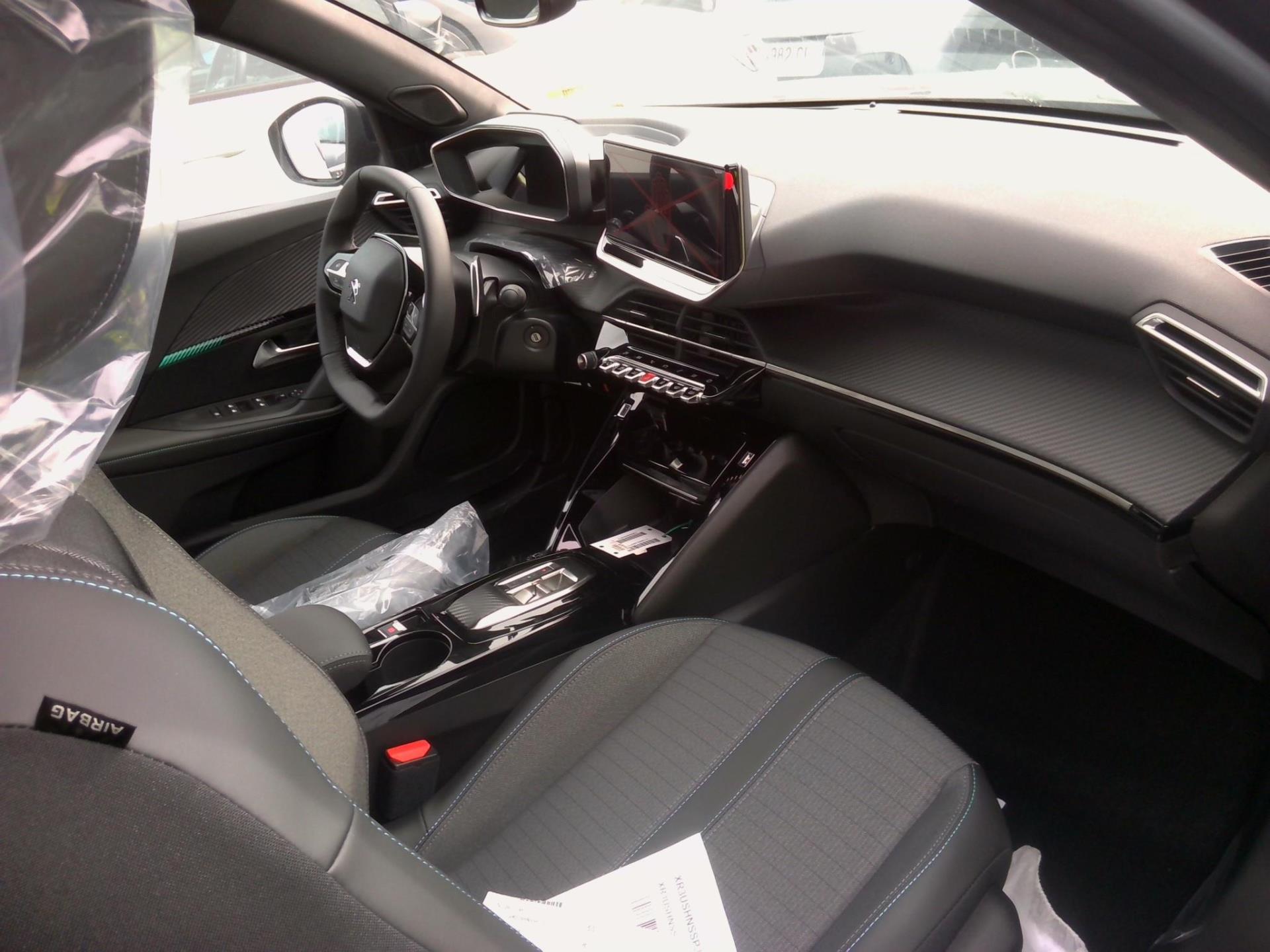 Peugeot 2008 PureTech 130 S&S EAT8 Allure Pack 2023