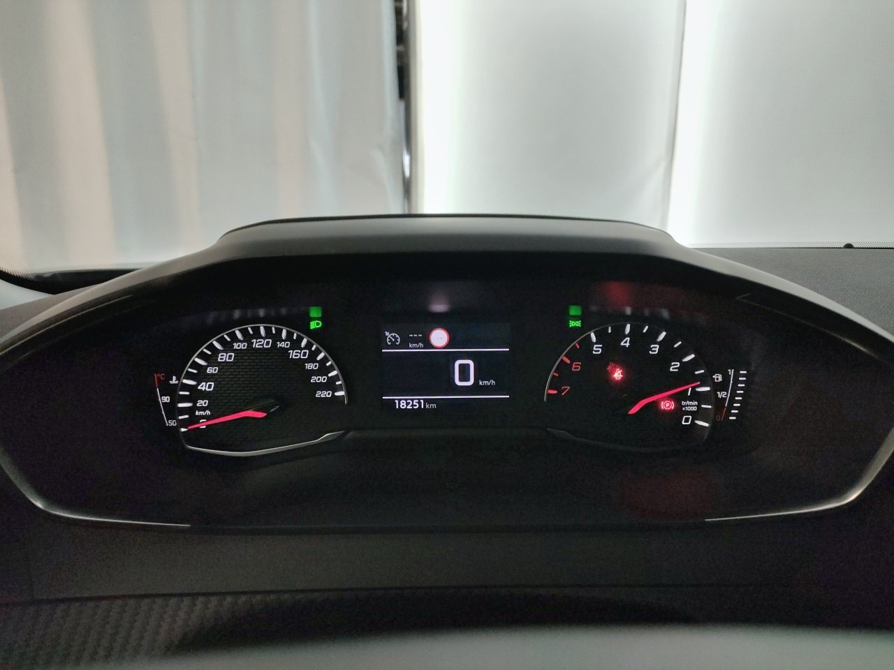 Peugeot 2008 PureTech 130 S&S BVM6 Style 2022