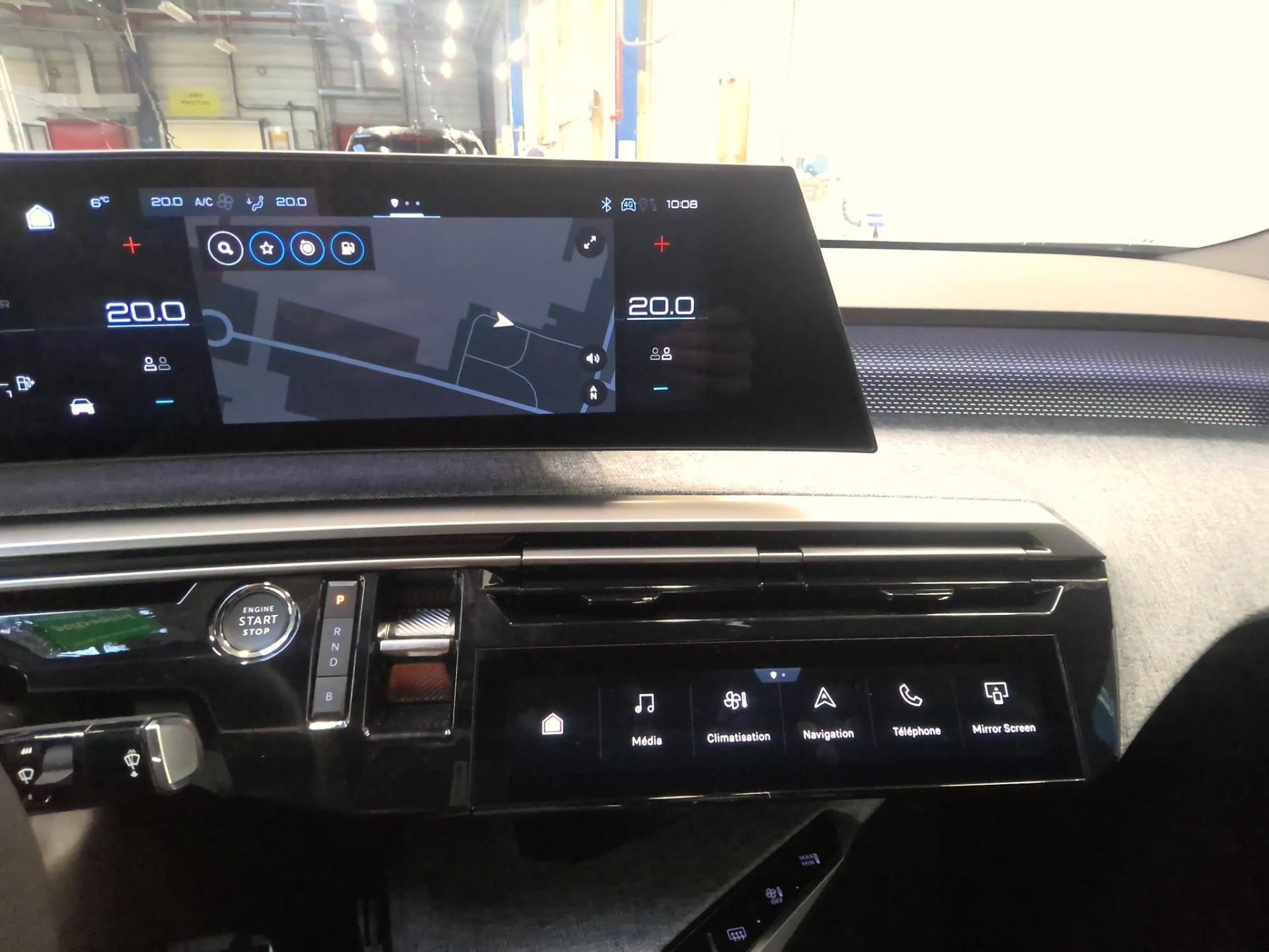 Peugeot 3008 Plug-in Hybrid 195 e-DCS7 GT 2025