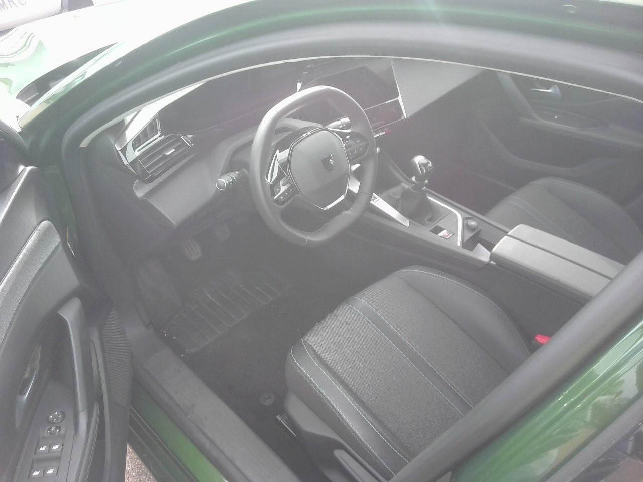 Foto Peugeot 308 5