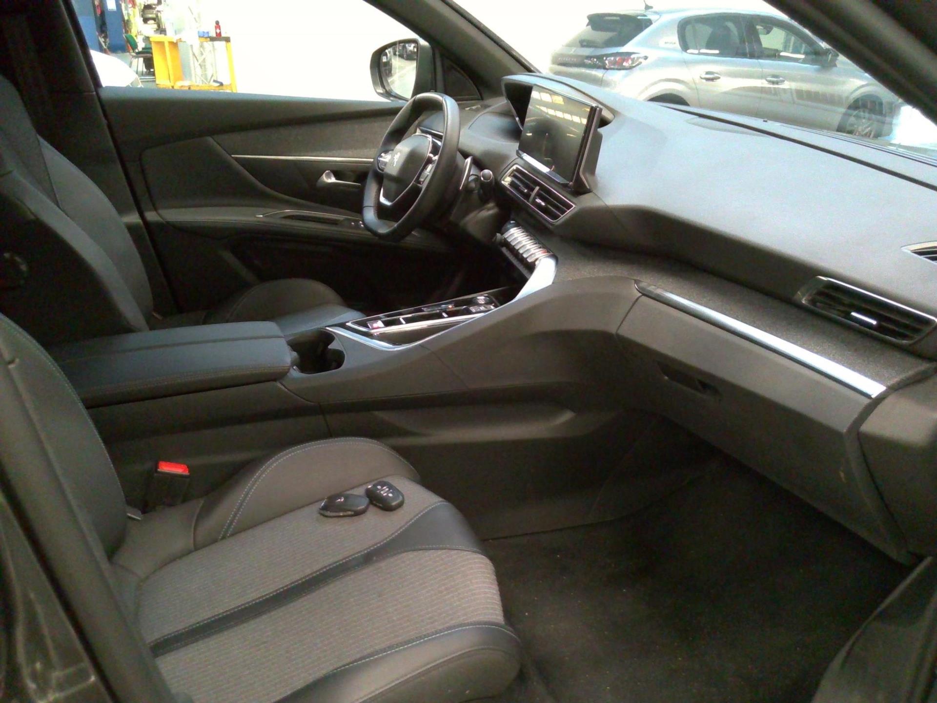 Peugeot 5008 PureTech 130ch S&S EAT8 Allure Pack 2023