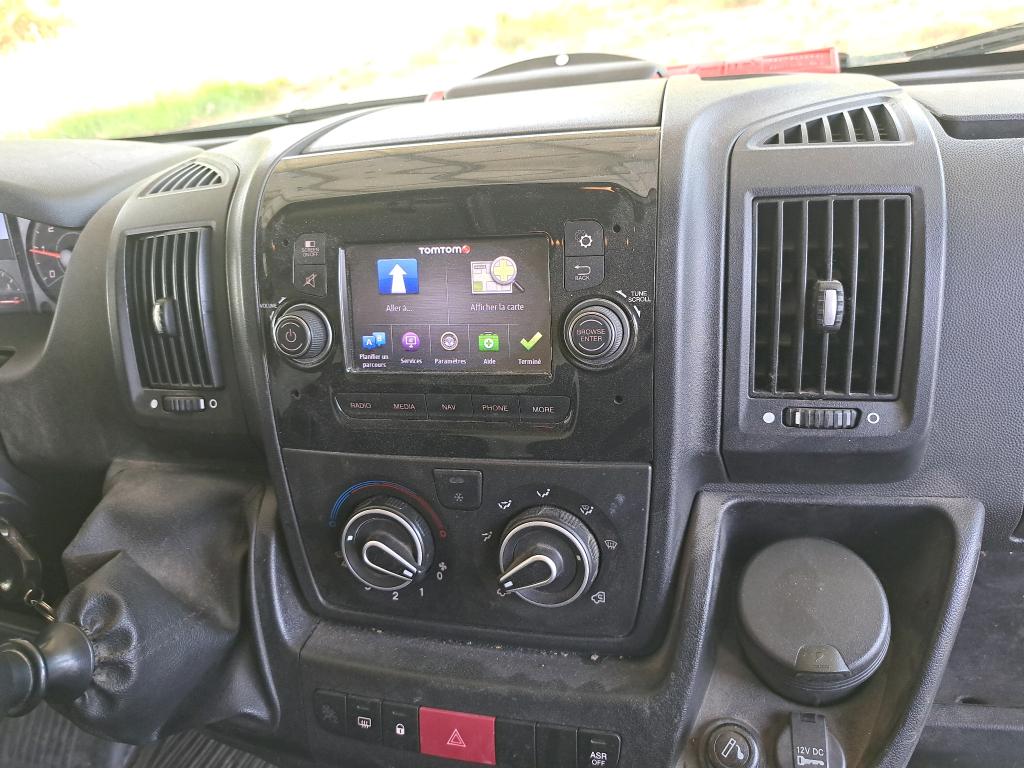 Peugeot BOXER TOLE 335 L3H2 BLUEHDI 120 S&S PREMIUM 2021