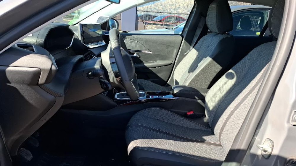 Foto Peugeot 208 9