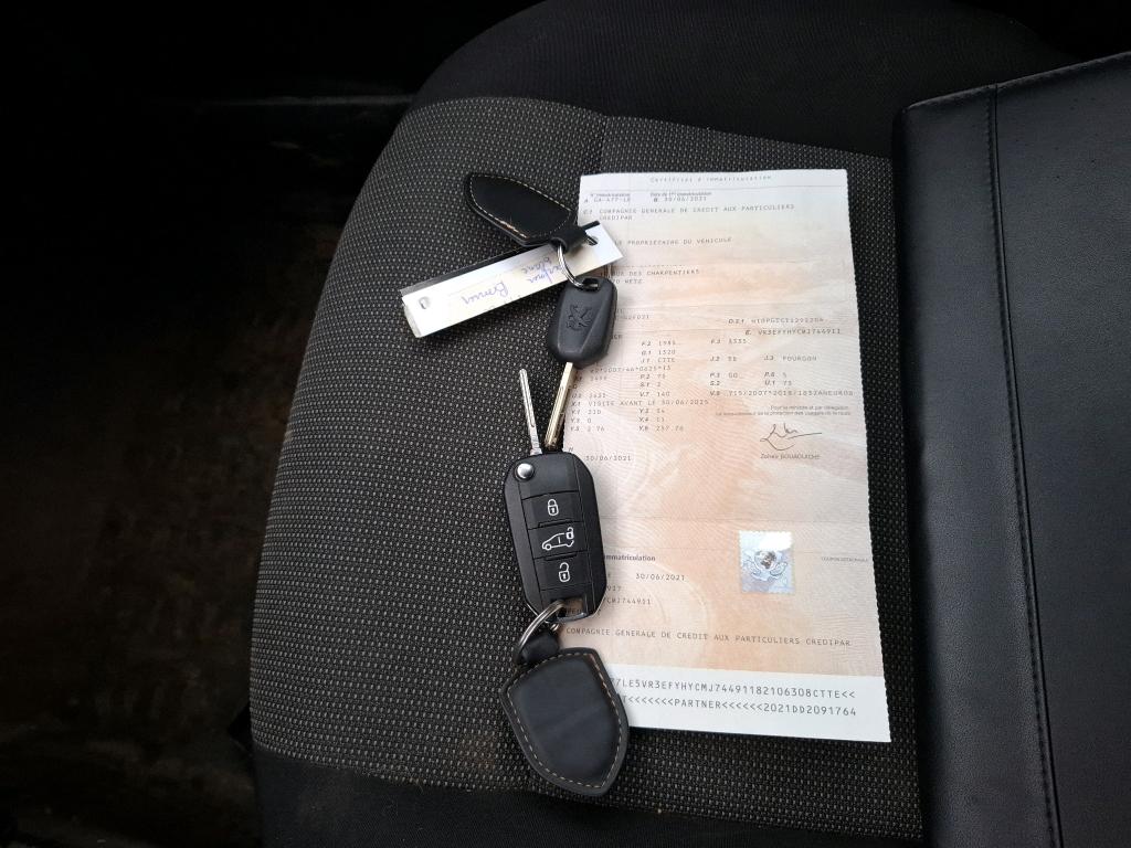 Peugeot PARTNER FOURGON STANDARD 650 KG BLUEHDI 100 S&S BVM5 PREMIUM 2021