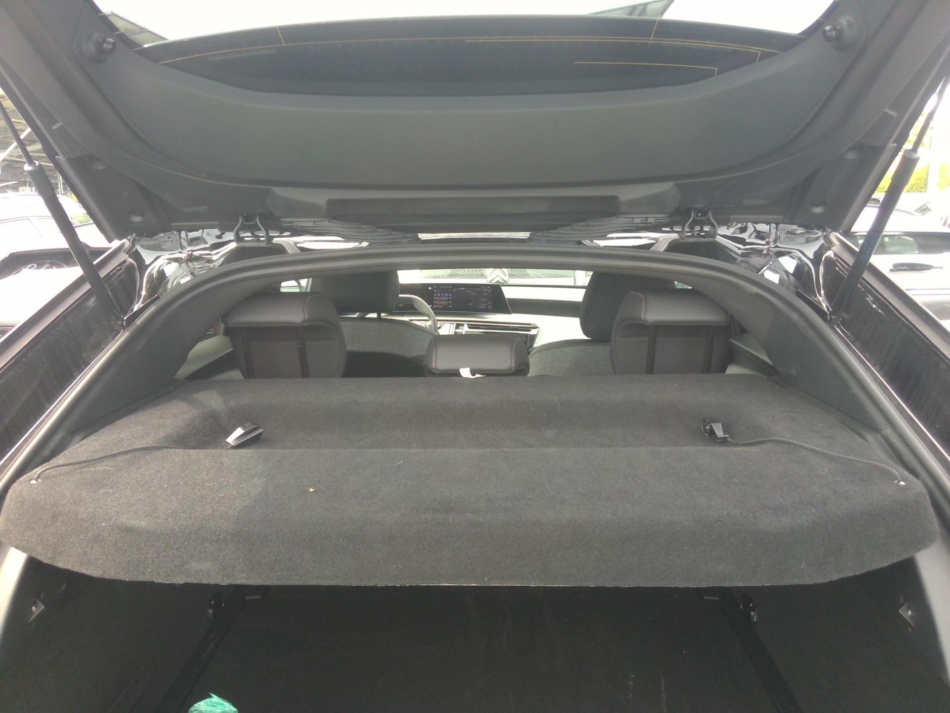 Peugeot 3008 Hybrid 145 e-DCS6 Allure 2025